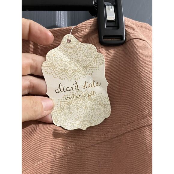 NWT Alter’d State Emily Skirt Size Large Dusty Pink - Picture 4 of 10